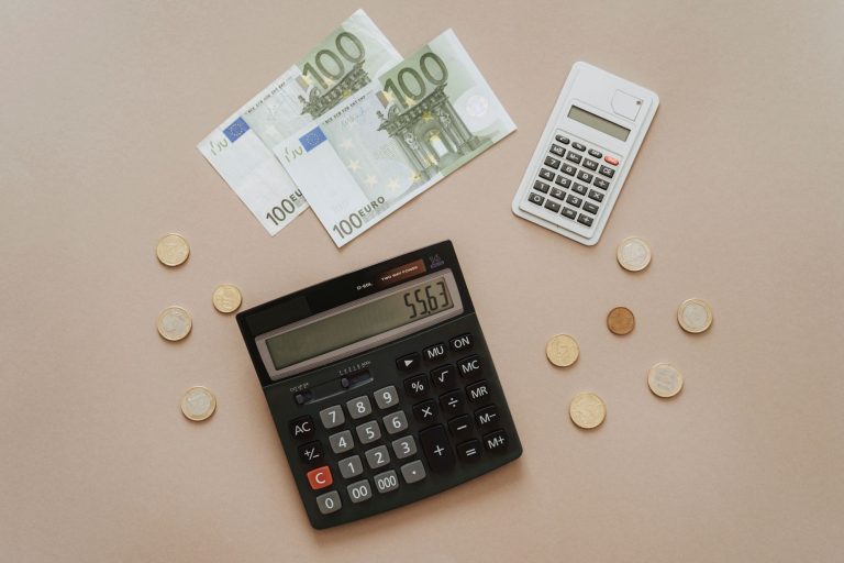 Податки в Румунії для бізнесу у 2026: SRL, ПДВ, дивіденди Монети євро та калькулятор - податки в Румунії для бізнесу